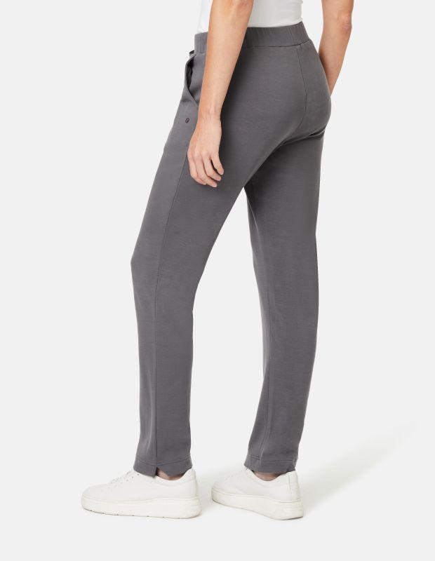 Joy Sportswear Freizeithose NEELE Sweathose aus softer Modalqualität Osterangebot