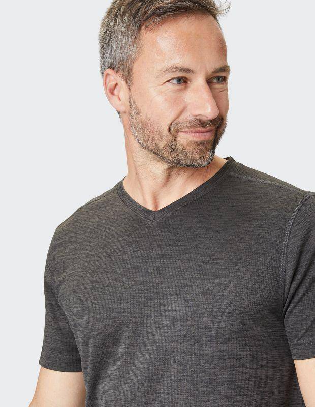 Joy Sportswear T-Shirt OLE Funktionsshirt mit V-Ausschnitt Neueste Mode