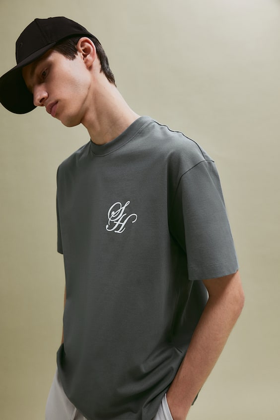 ﻿HM Bedrucktes T-Shirt in Loose Fit Versandkostenfrei