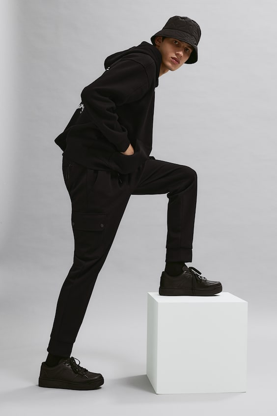 HM Joggpants aus Scuba in Slim Fit Exklusivangebot