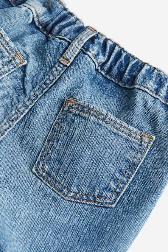 HM Bestickte Jeans Weihnachtsangebot