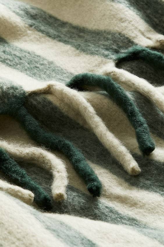HM Patterned wool-blend blanket Jubiläumsangebot