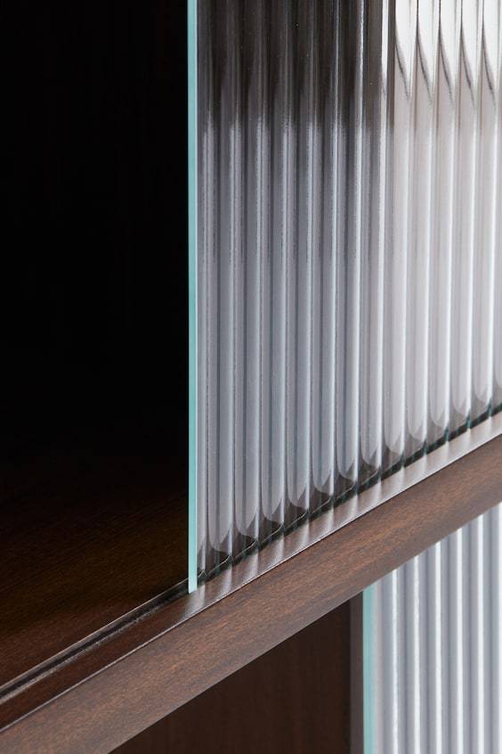 HM Holzschrank mit Glastüren Exklusive Angebote