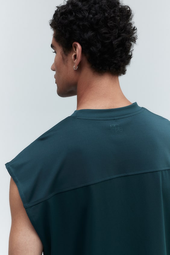 HM Loose Fit Sports vest top in DryMove™ Tägliche Deals