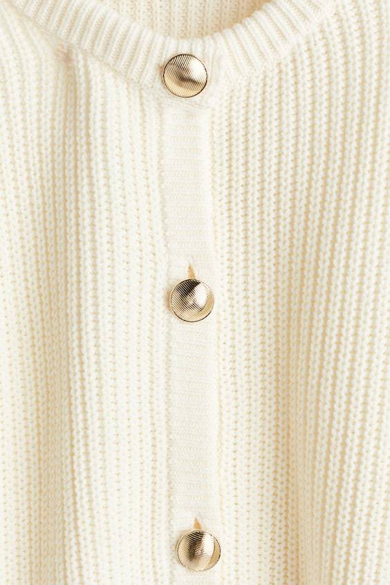 HM Cardigan in Rippstrick 2025