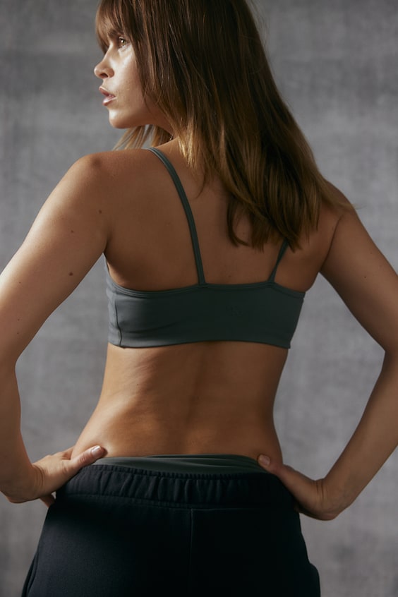 HM Sport-BH aus DryMove™ Light Support Fabrikverkauf