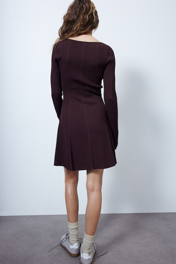 HM Flared-skirt rib-knit mini dress Sonderangebot