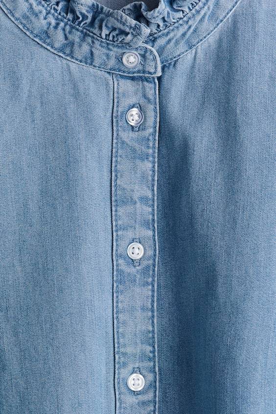 HM Denimbluse mit Volants Exklusivangebot