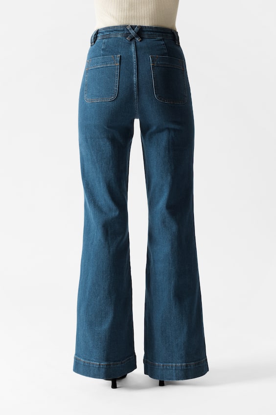 HM Bootcut-Jeans mit aufgesetzter Tasche Neuheiten