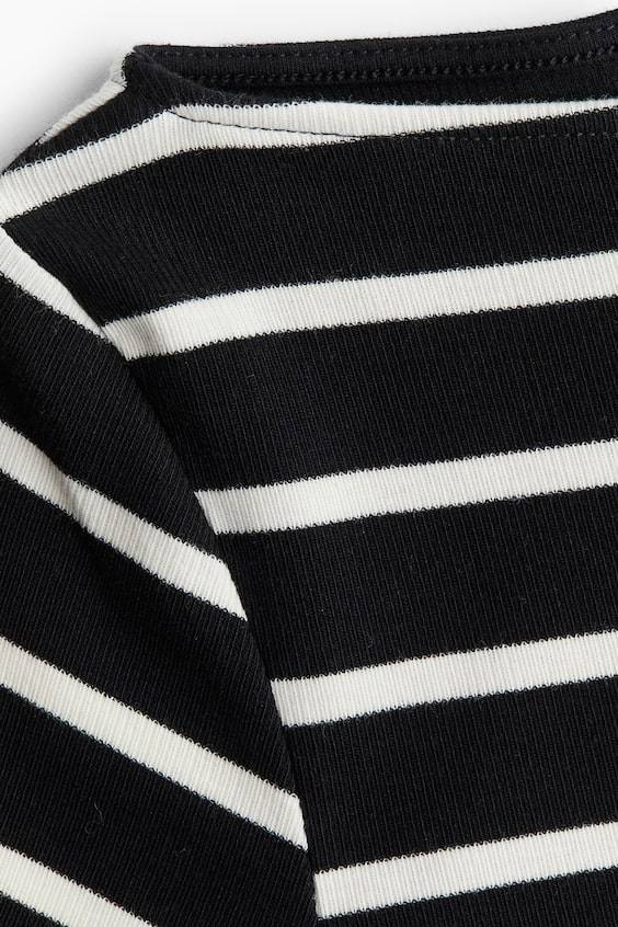 HM Shirt mit U-Boot-Ausschnitt Letzte 2 Tage