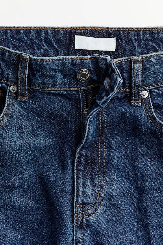 HM Schmal zulaufende Jeans Bügelfalten Vatertagsangebot