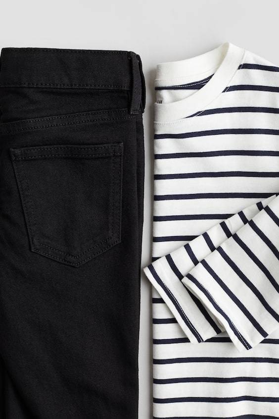 HM 2-teiliges Set mit Shirt und Jeans Bis zu 60% Rabatt
