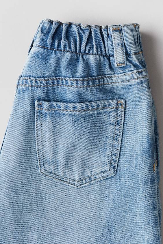 HM Denimhose mit Kordelzugdetail Vierteljährliche Förderung