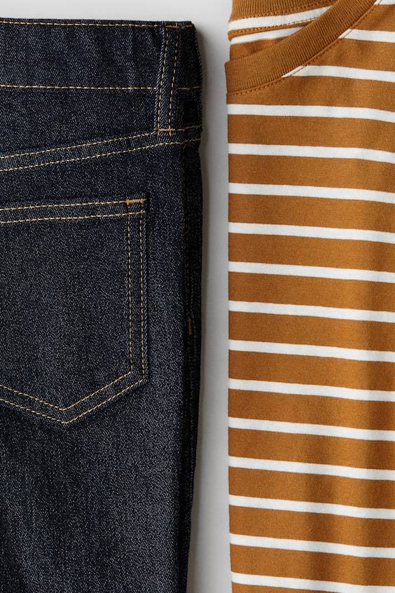 HM 2-teiliges Set mit Shirt und Jeans Fabrikladen