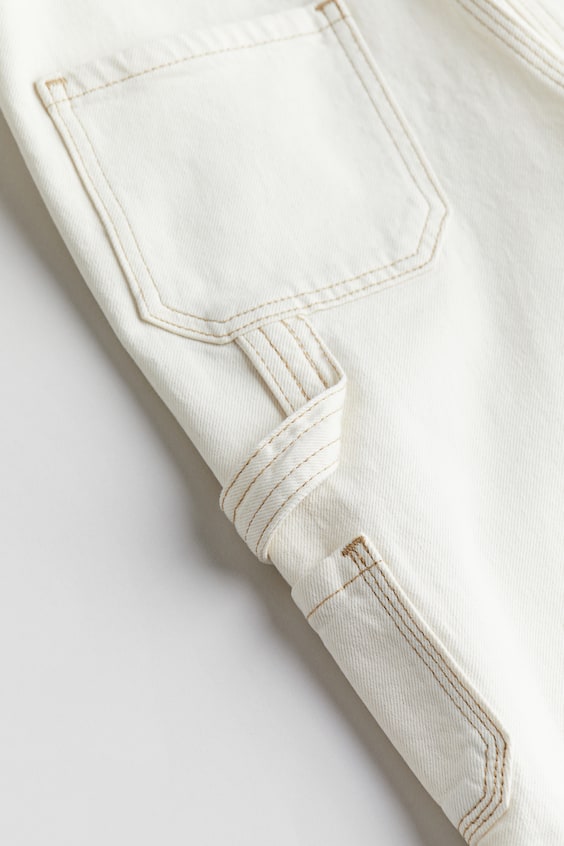 HM Latzhose aus Denim Speichern exportieren