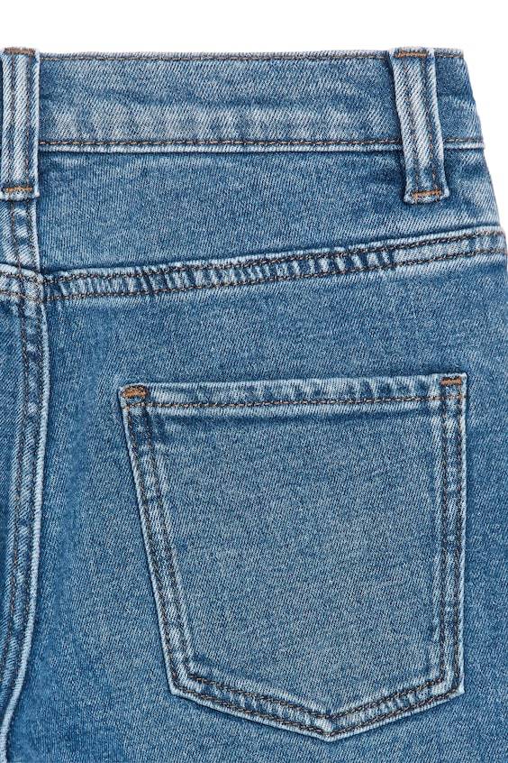 HM Stretch-Jeans mit schmal zulaufendem Bein 50% Rabatt für begrenzte Zeit