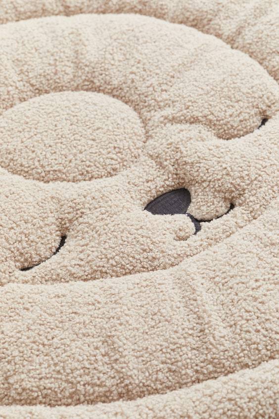 HM Babymatte aus Teddyfleece Osterangebot