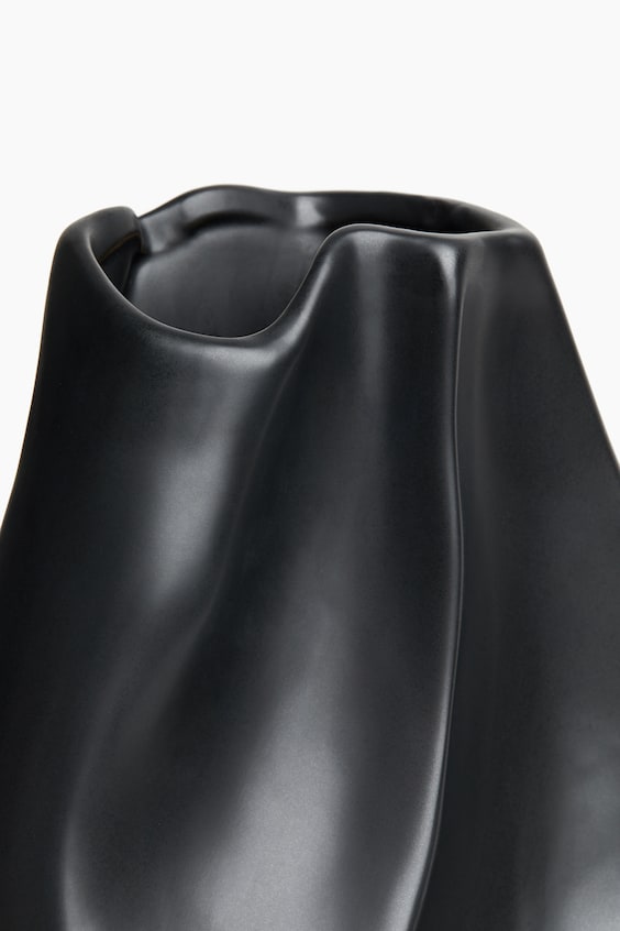 HM Hohe Vase aus Steingut im Angebot