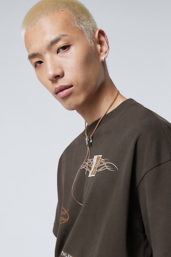 HM Bedrucktes kastiges T-Shirt Exklusive Angebote