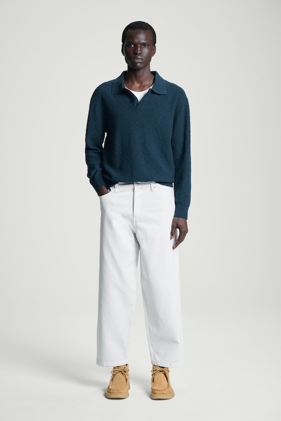 HM LANGÄRMLIGES BOUCLÉ-POLOSHIRT Bestseller
