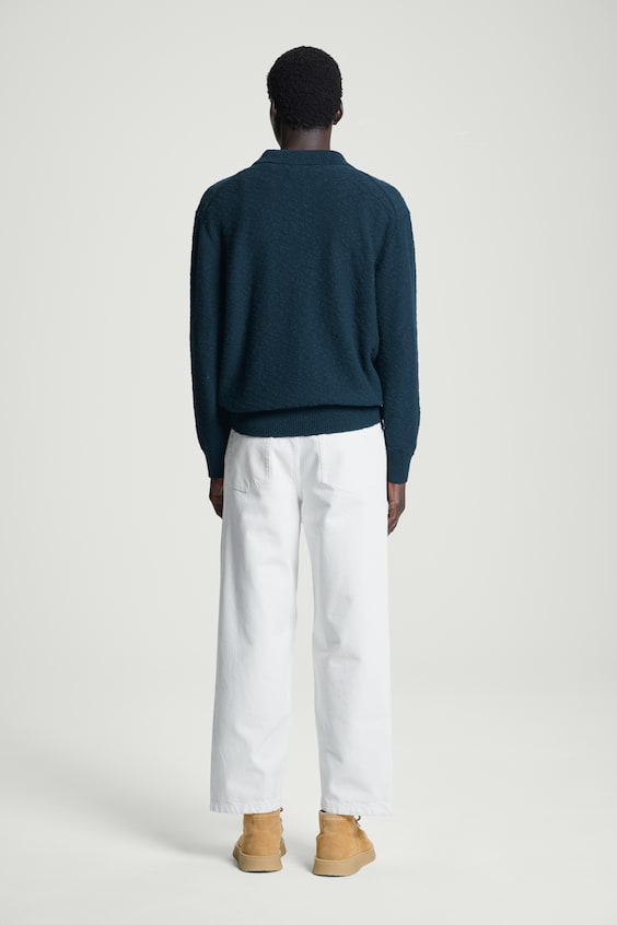 HM LANGÄRMLIGES BOUCLÉ-POLOSHIRT Bestseller