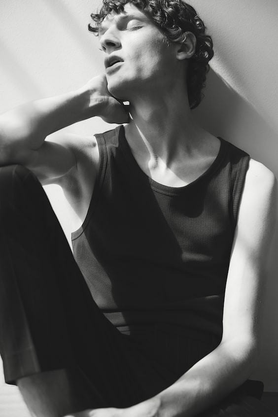 HM Geripptes Tanktop in Slim Fit Sonderangebot der Fabrik