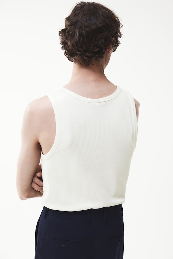 HM Geripptes Tanktop in Slim Fit 50% Rabatt für begrenzte Zeit