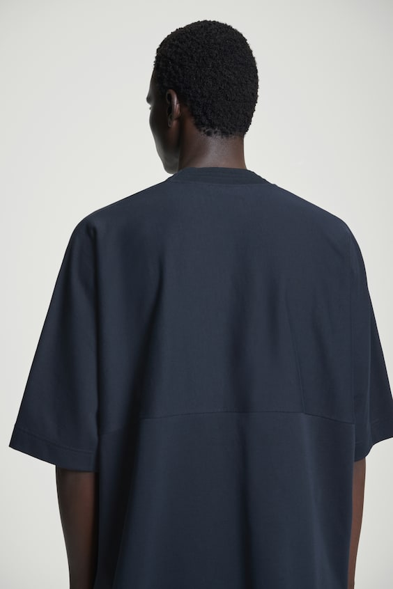 HM GEWICHTIGES OVERSIZED-T-SHIRT MIT KRAGEN Fabrikverkauf