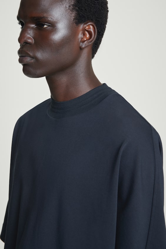 HM GEWICHTIGES OVERSIZED-T-SHIRT MIT KRAGEN Fabrikverkauf