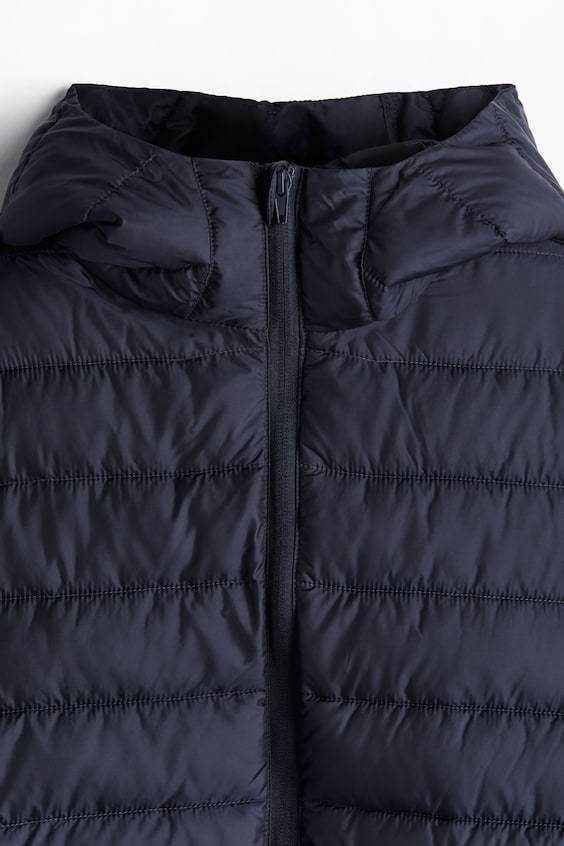 HM Leichte Pufferjacke in Slim Fit Osterangebot