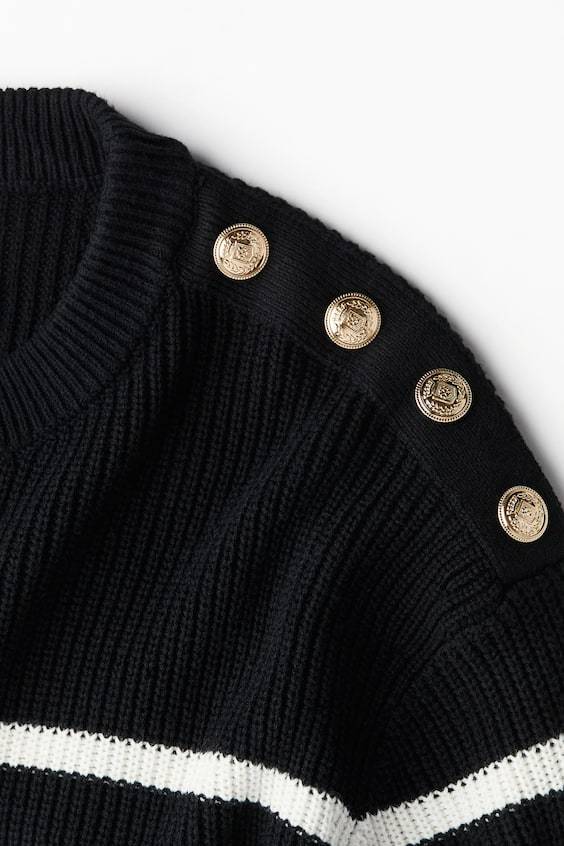 HM Pullover mit Zierknöpfen Begrenzte Freigabe
