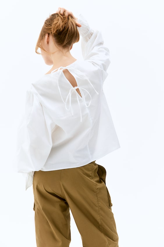 HM Baumwollbluse mit Bindedetail Begrenzt auf 3 Tage