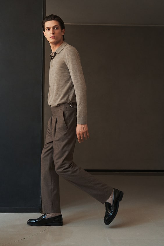 HM Elegante Hose in Regular Fit im Angebot