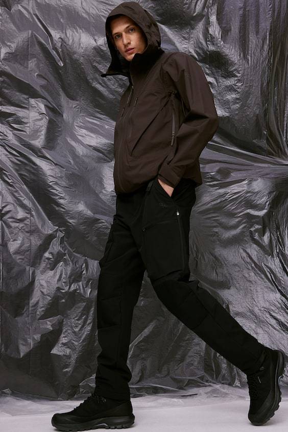 HM StormMove ™ Leichte Shelljacke Schlussverkauf