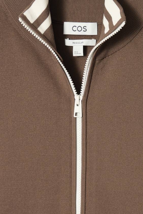HM STRICK-TRAININGSJACKE MIT KONTRASTSTREIFEN Exklusivangebot