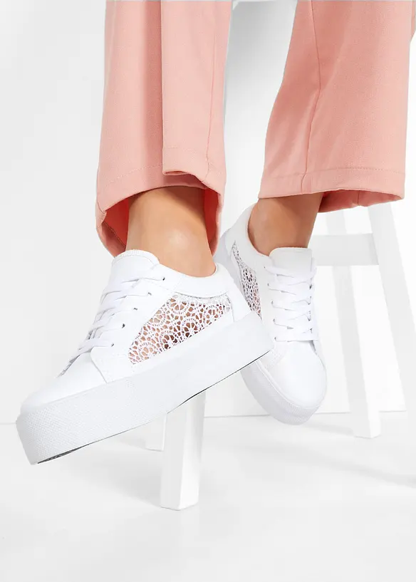 BODYFLIRT Plateau Sneaker Valentinstagsangebot