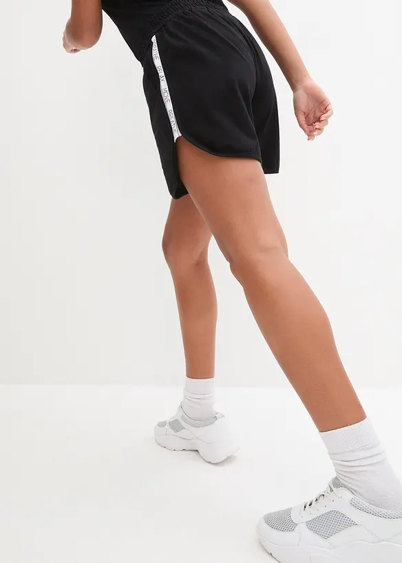 bpc bonprix collection Sport-Shorts mit Kontraststreifen Clearance-Verkauf