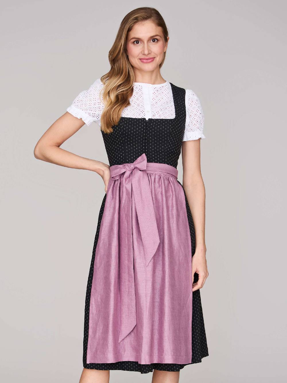 Limberry Schwarzes Dirndl mit Streublumen - VERA BLACK Tiefpreis