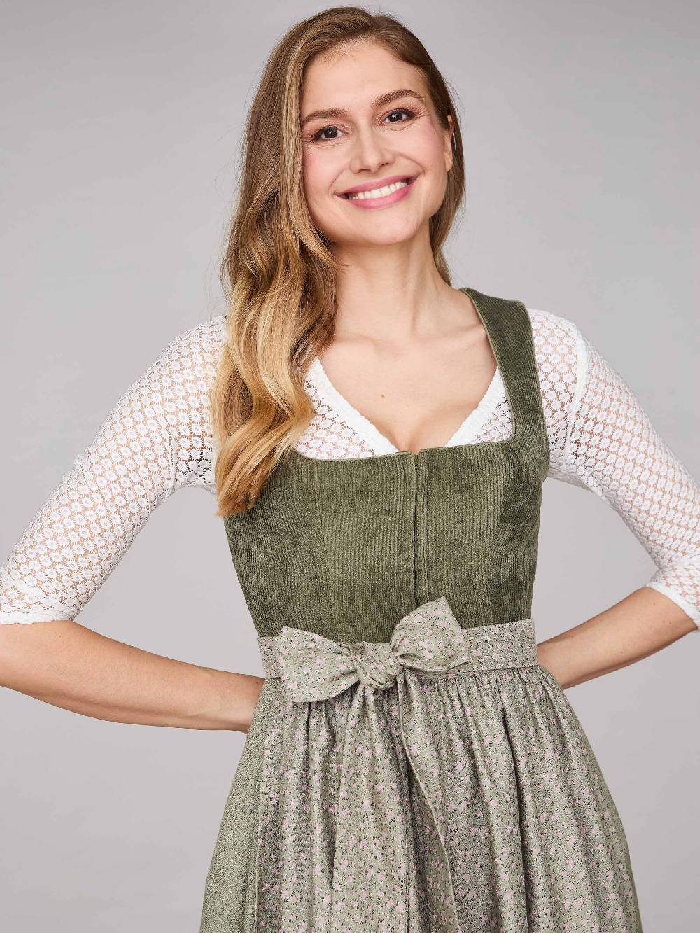Limberry Grünes Dirndl mit Cord-Mieder - TIA KALAMATA GREEN Kostenlose Rückgabe
