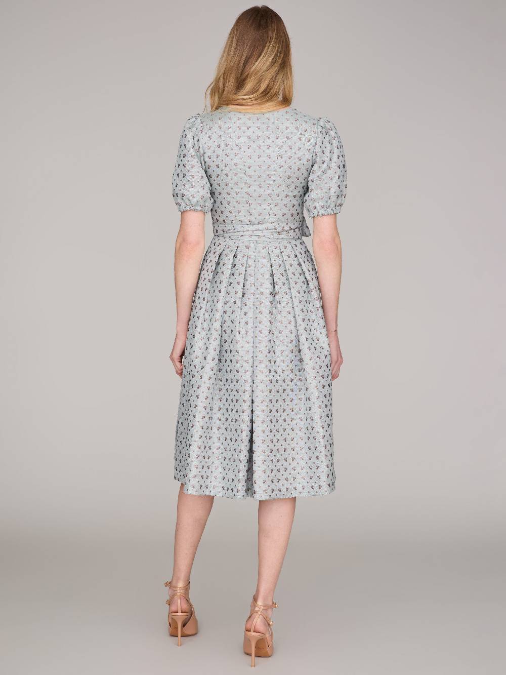 Limberry Hellblaues Dirndl mit Puffärmeln - LOTTIE BLUE HAZE Fabrikladen