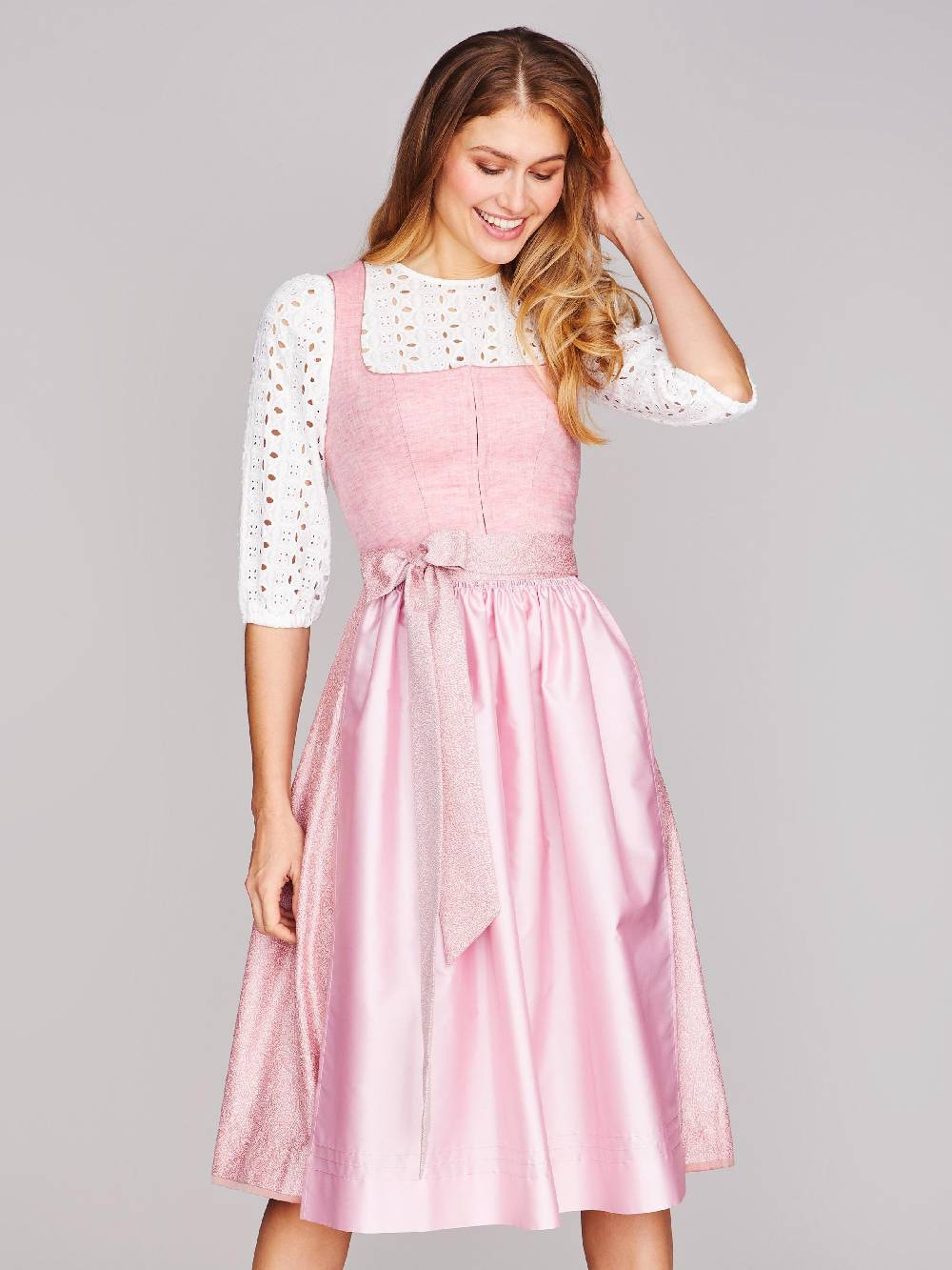 Limberry Hochgeschlossen Dirndlbluse mit Loch-Muster - KEIRA Exklusive Angebote