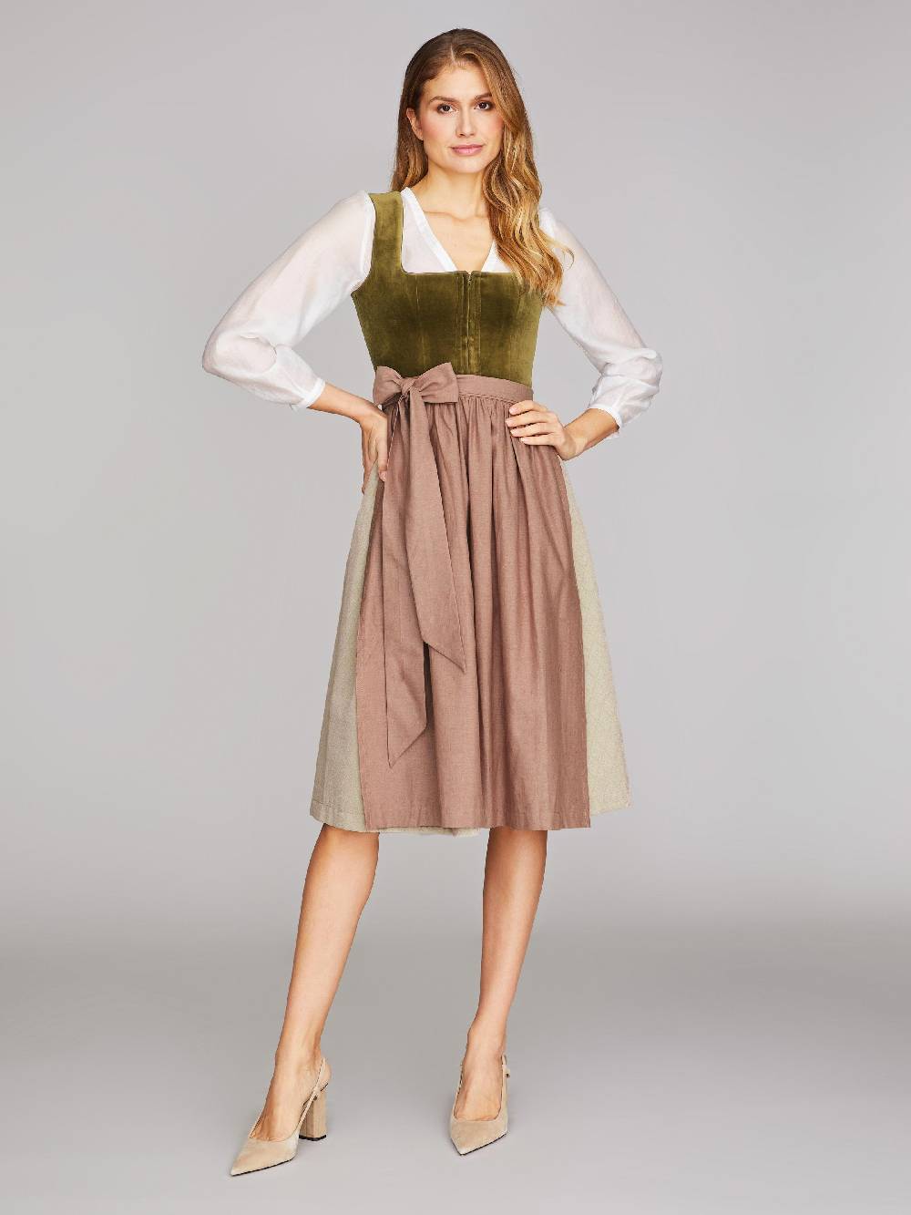 Limberry Olivgrünes Dirndl mit Samt-Mieder - DELILAH OLIVE Speichern exportieren
