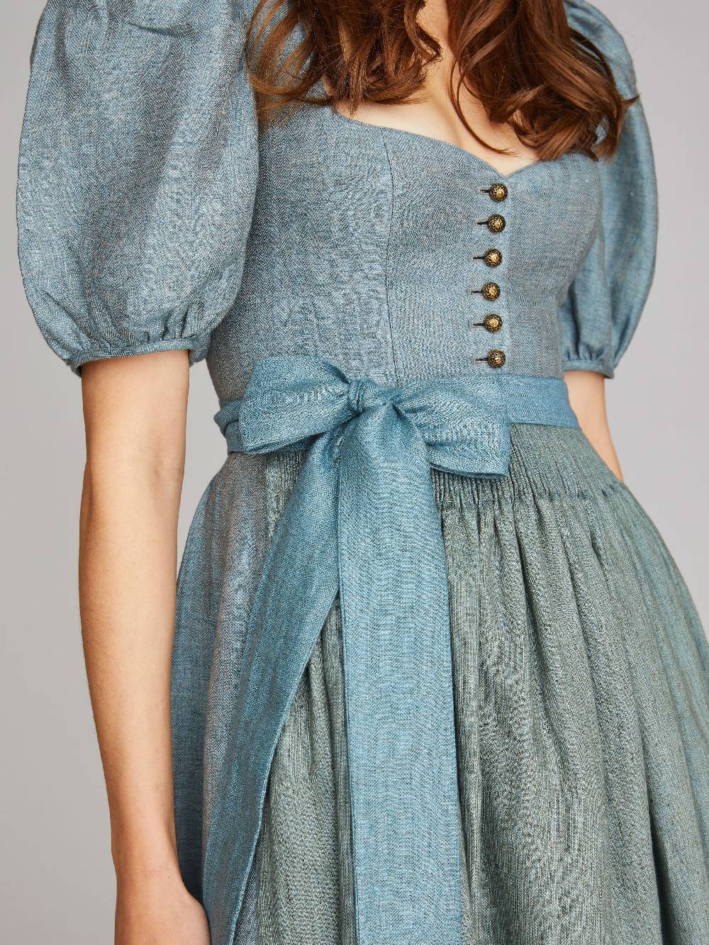 Limberry Blaues Dirndl mit Ärmeln - LINA ARONA BLUE 50% Rabatt für begrenzte Zeit