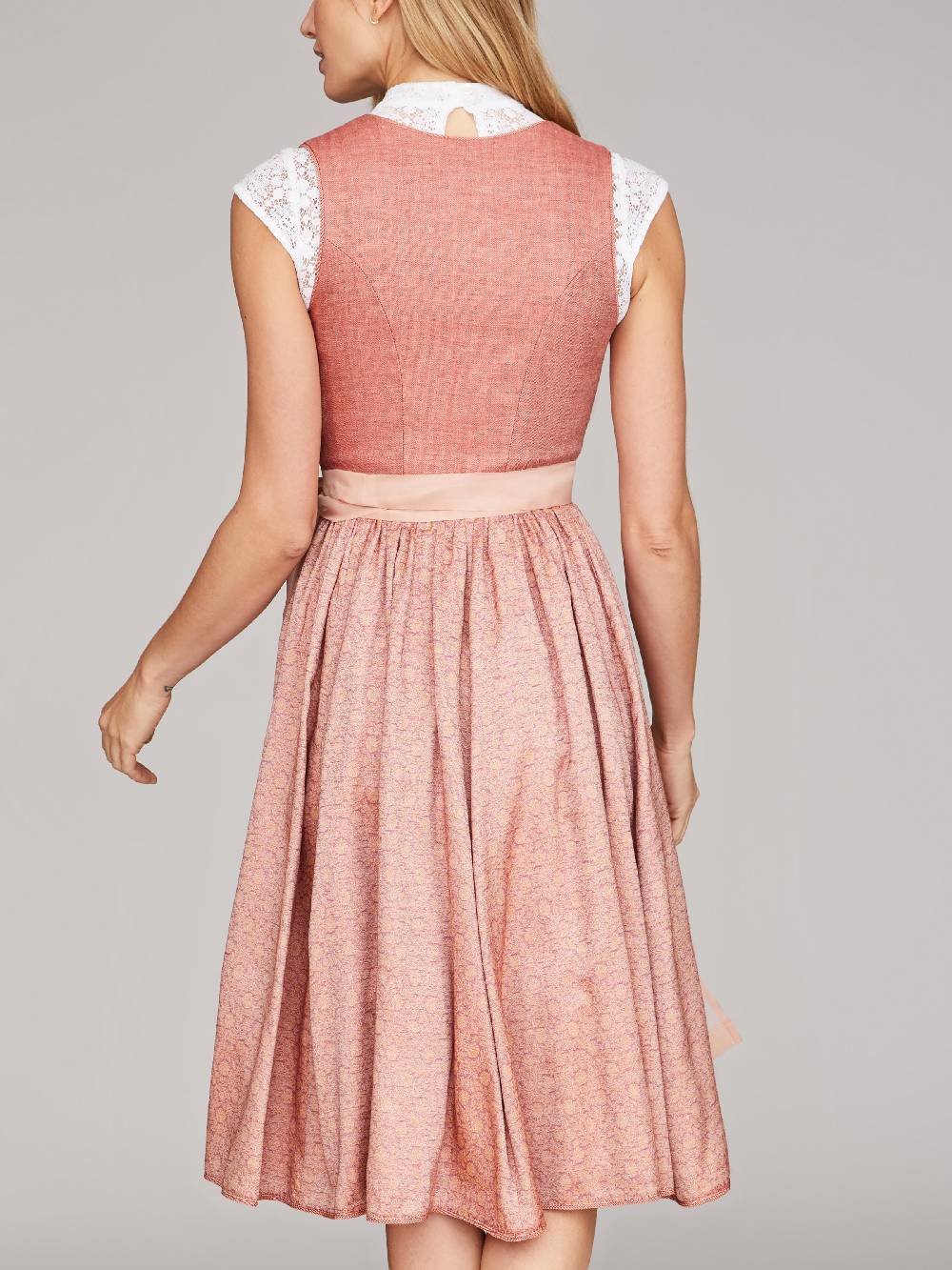 Limberry Rotes Dirndl mit Leinenmieder - ALCAMO ROSTROT Black Friday Preise
