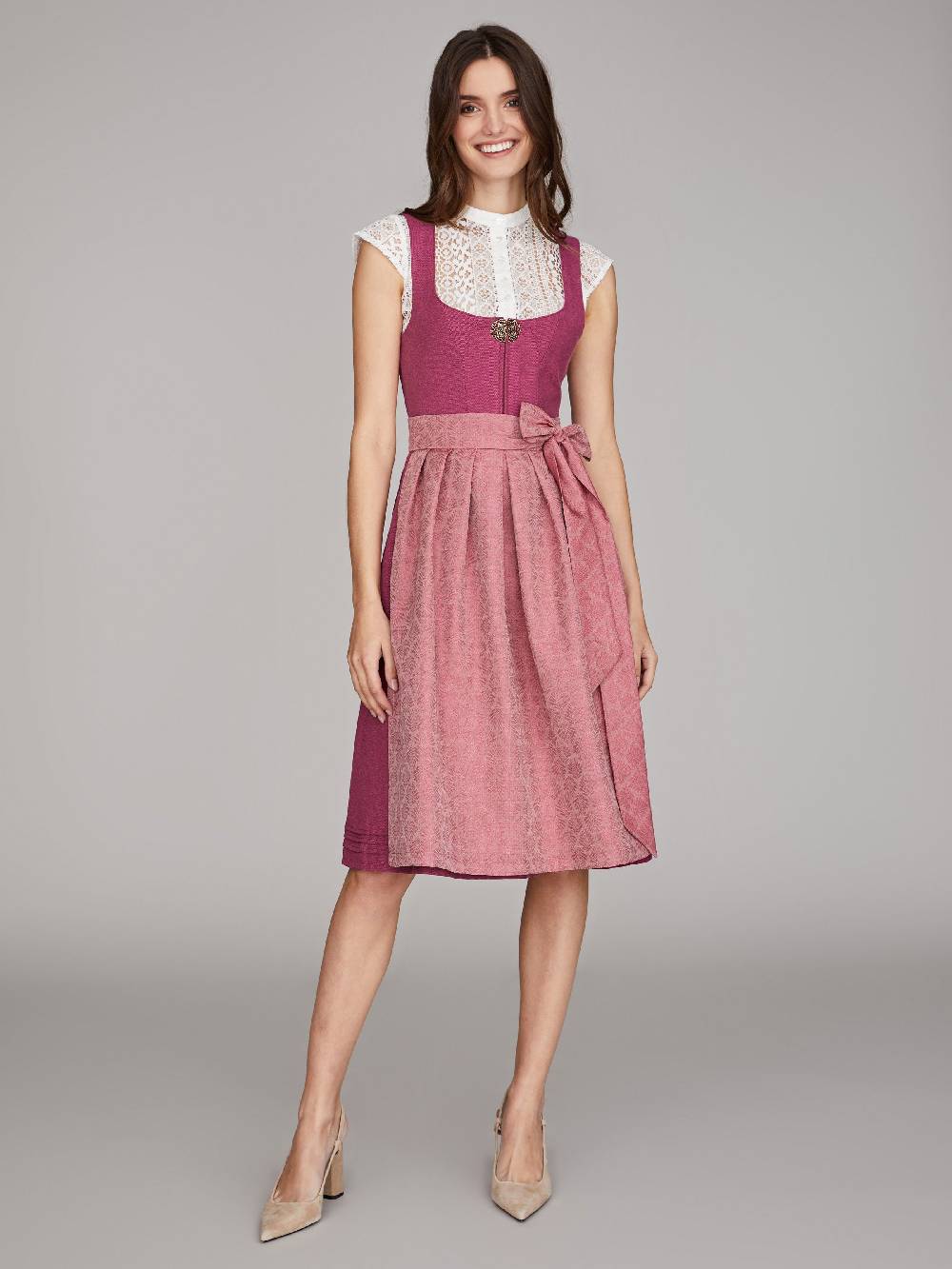 Limberry Beerenfarbenes Dirndl mit goldener Zierschnalle - PALOMA BEERE Schlussverkauf