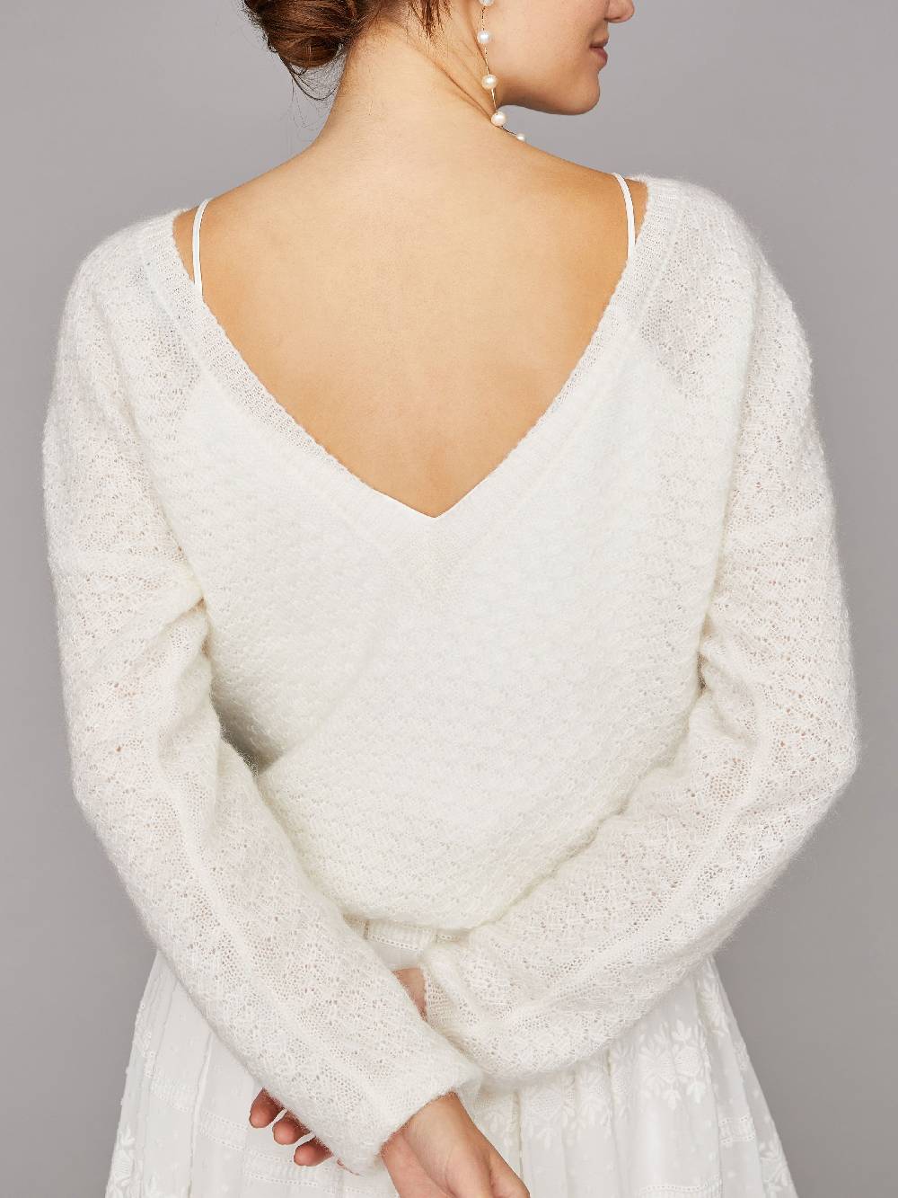 Limberry Cremefarbener Braut-Pullover mit tiefem V-Ausschnitt hinten - LARA Neuheiten