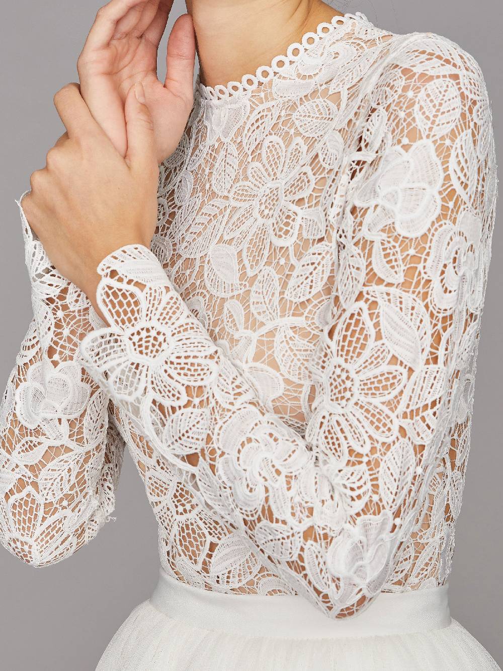 Limberry Langärmliger Braut-Body mit Blumen-Spitze - CARLA Bis zu 60% Rabatt
