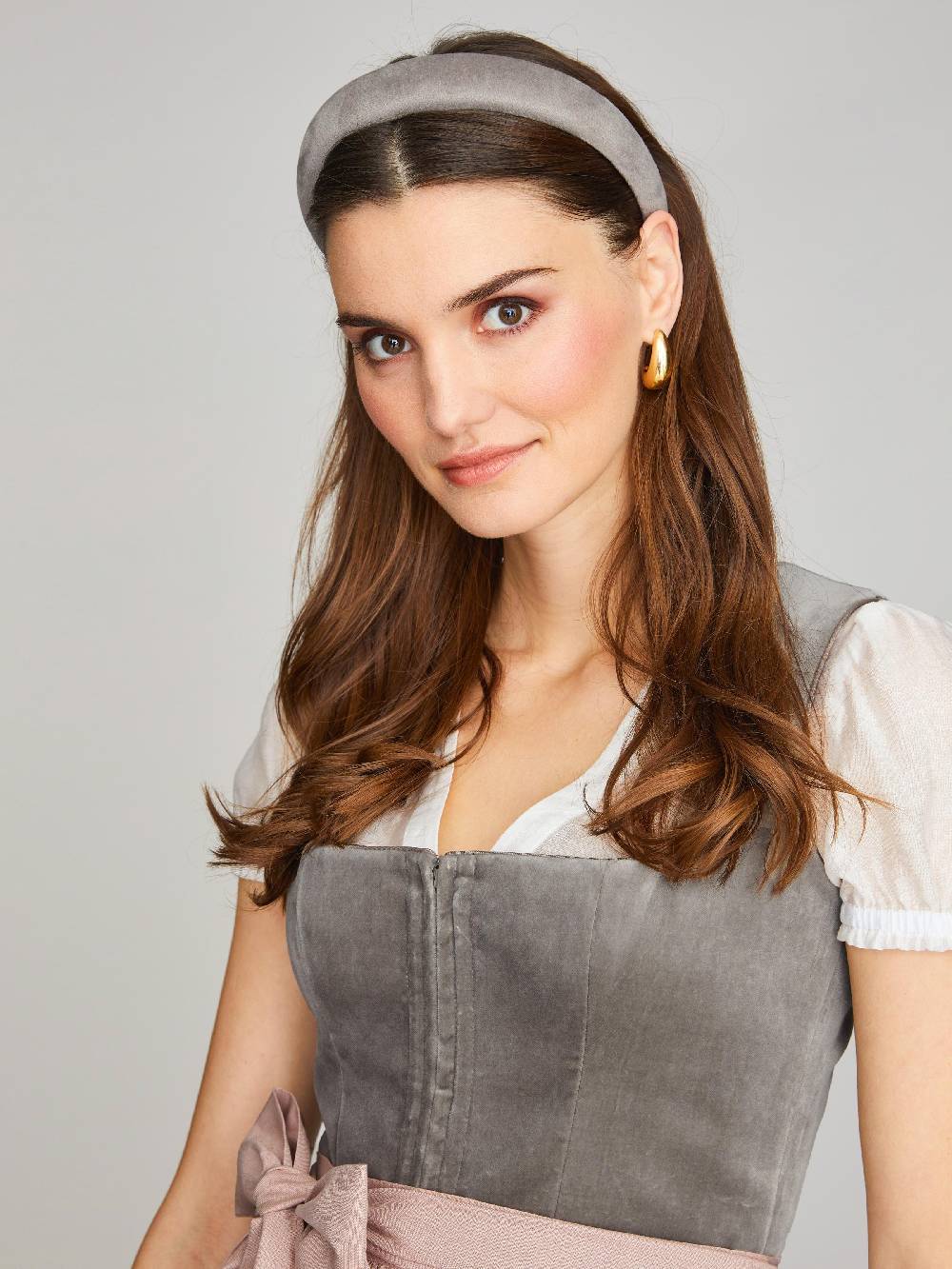 Limberry Graues Dirndl mit Samt-Mieder - DELILAH SKYLIGHT GREY Sonderangebote