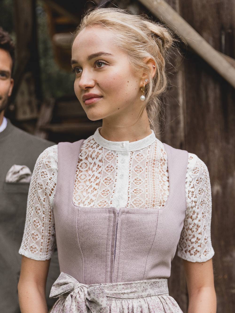 Limberry Cremeweiße Dirndlbluse - MILLA Fabrikladen