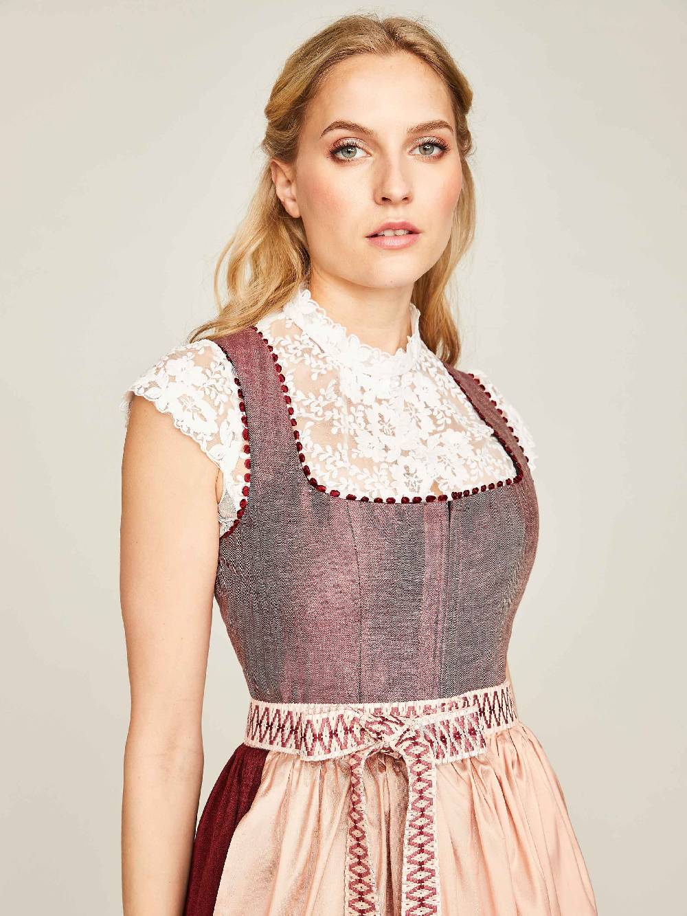 Limberry Leinen-Dirndl in Beere - CASABLANCA BEERE Großer Ausverkauf